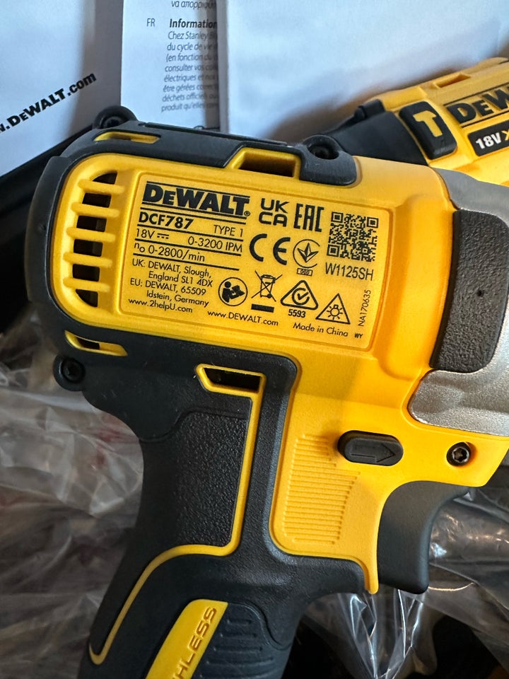 Skruemaskine, DeWalt