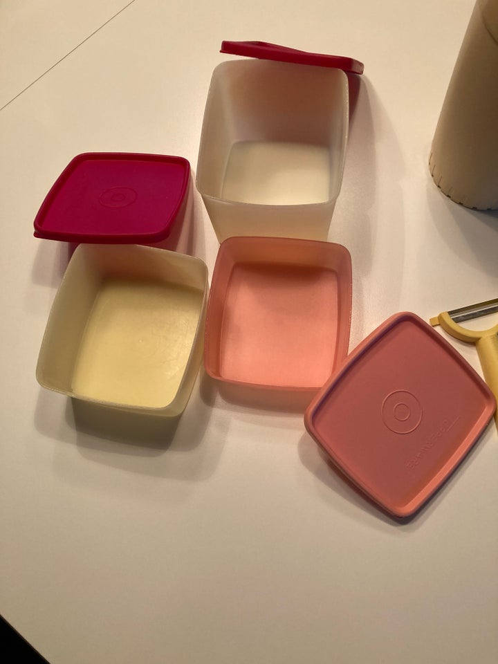 Diverse Tupperware Tupperware