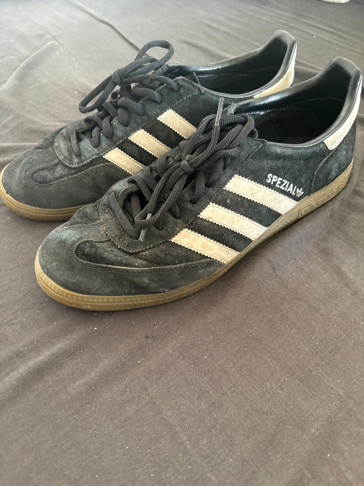 Fodboldsko, Adidas Spezial,