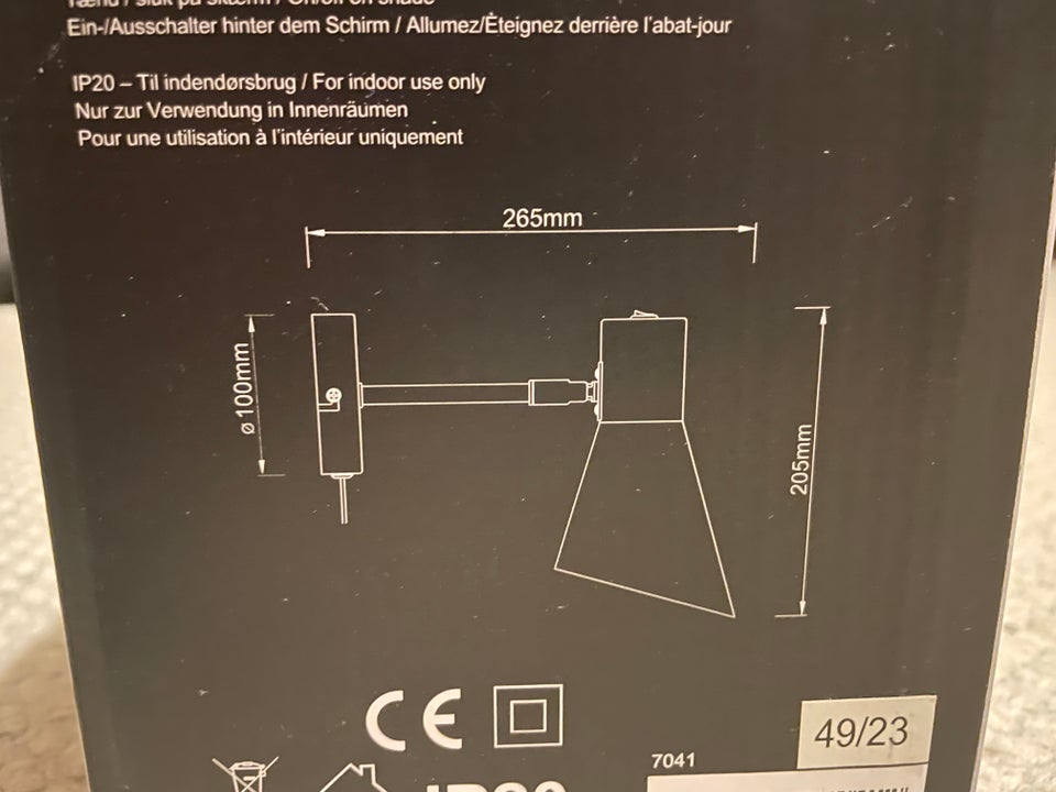 Væglampe Dyberg Larsen DL 12