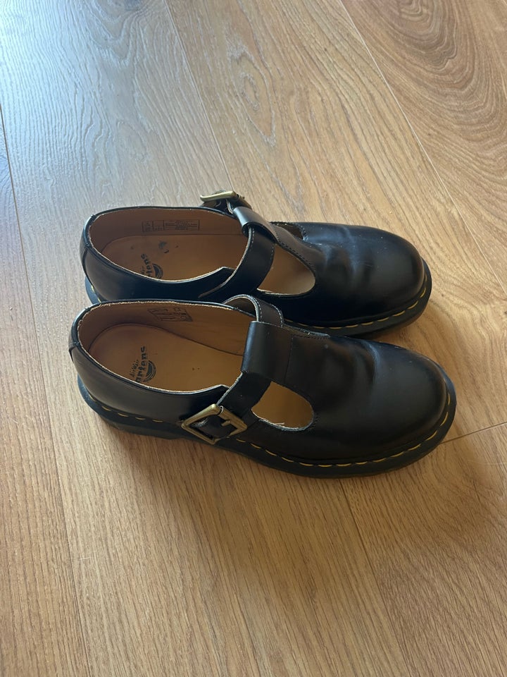 Anden damesko, str. 38, Dr Martens