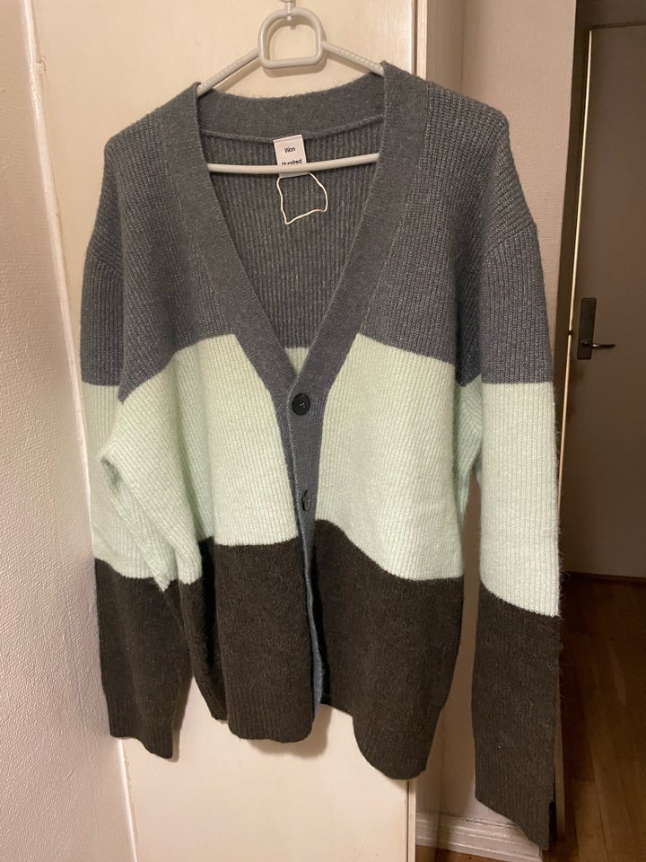 Cardigan, Won Hundred, str. 38