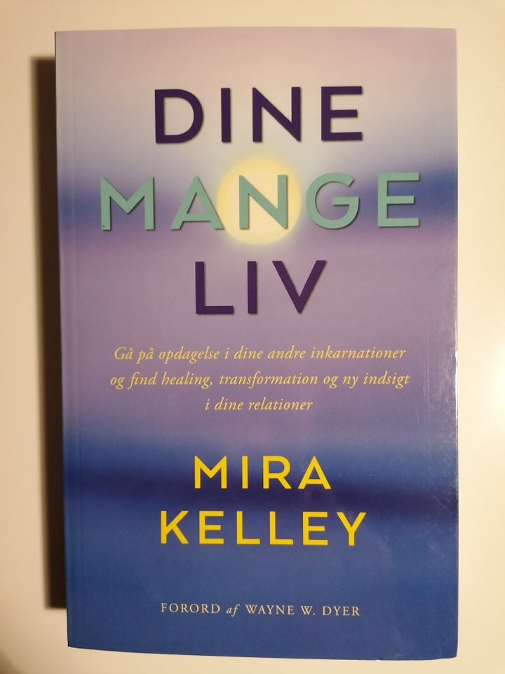 Dine mange liv, Mira Kelley, emne: