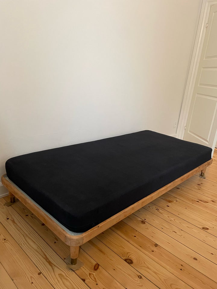 Daybed andet materiale 1 pers