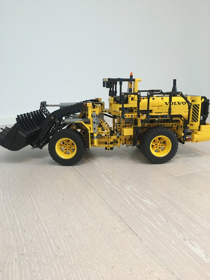 Lego Technic 42030