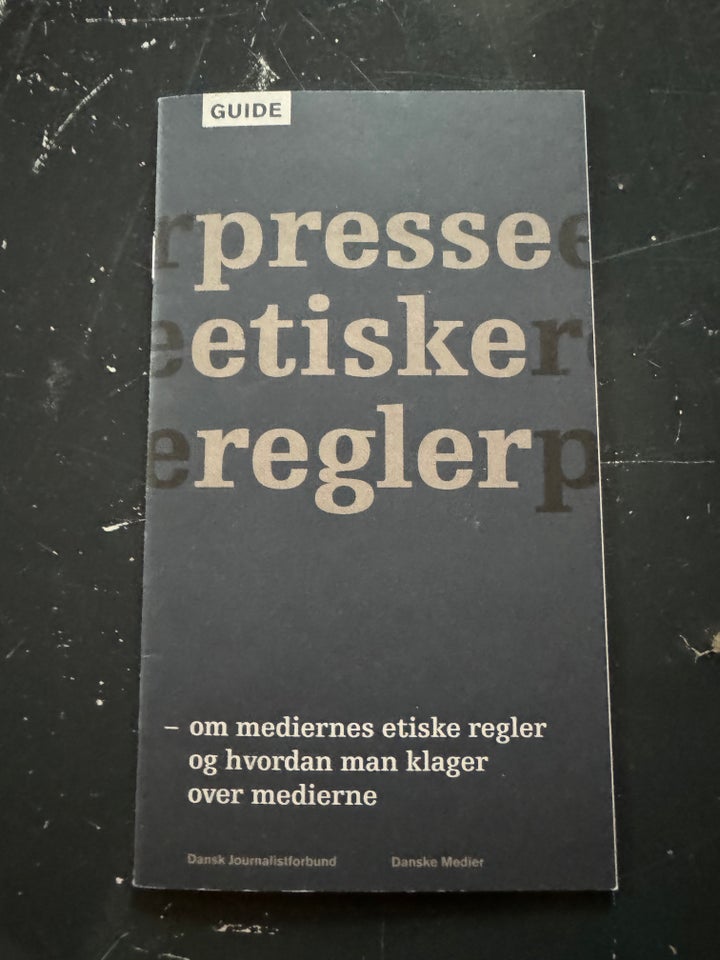 Journalist bøger tilrettelægger