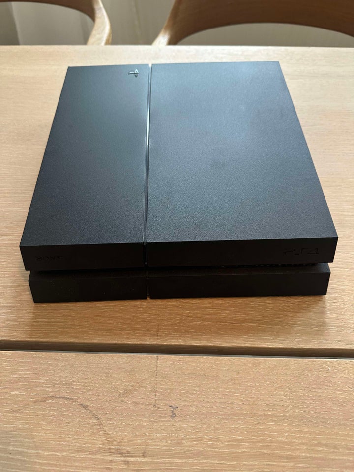 Playstation 4, Perfekt