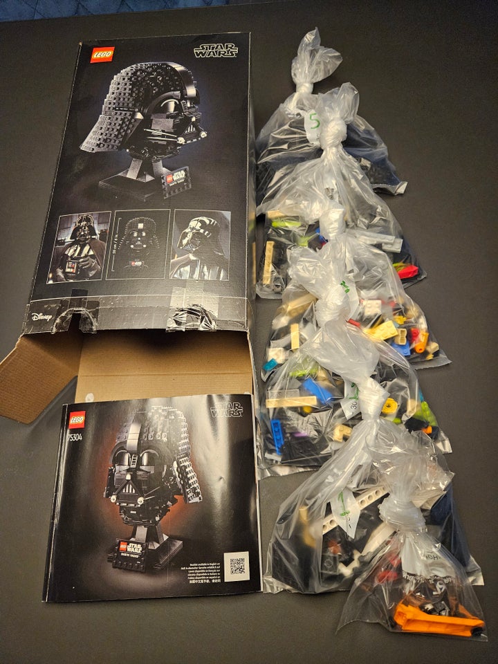 Lego Star Wars 75304 Darth Vader