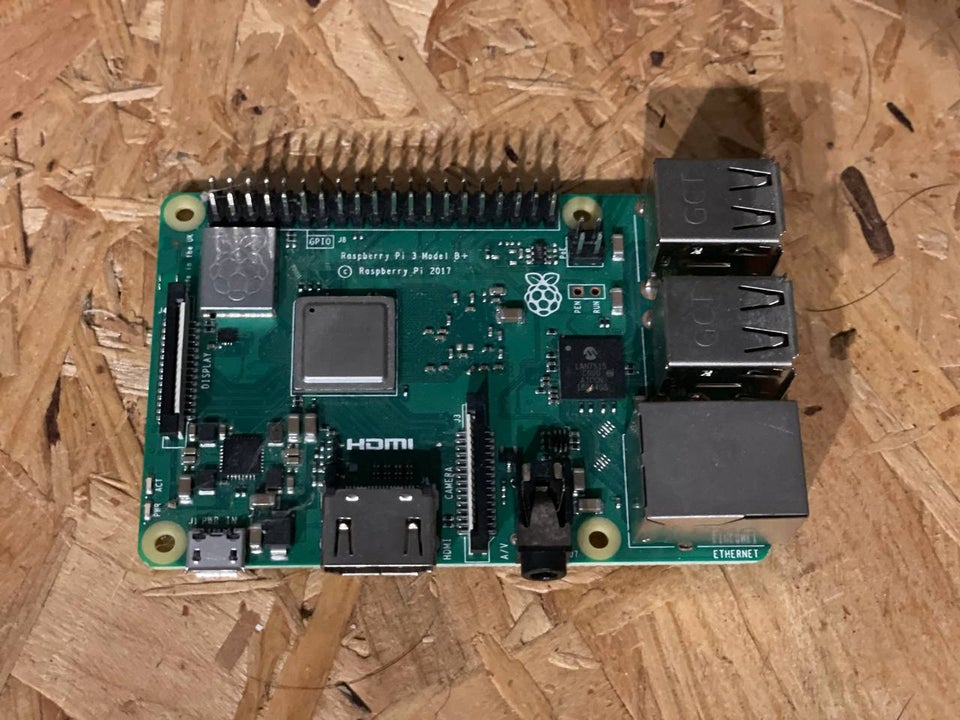 Andet, raspberry pi 3 b+, Perfekt