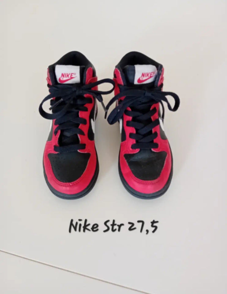 Sneakers, str. 27, Nike