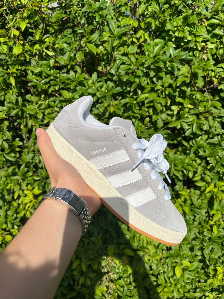 Sneakers str 40 Adidas