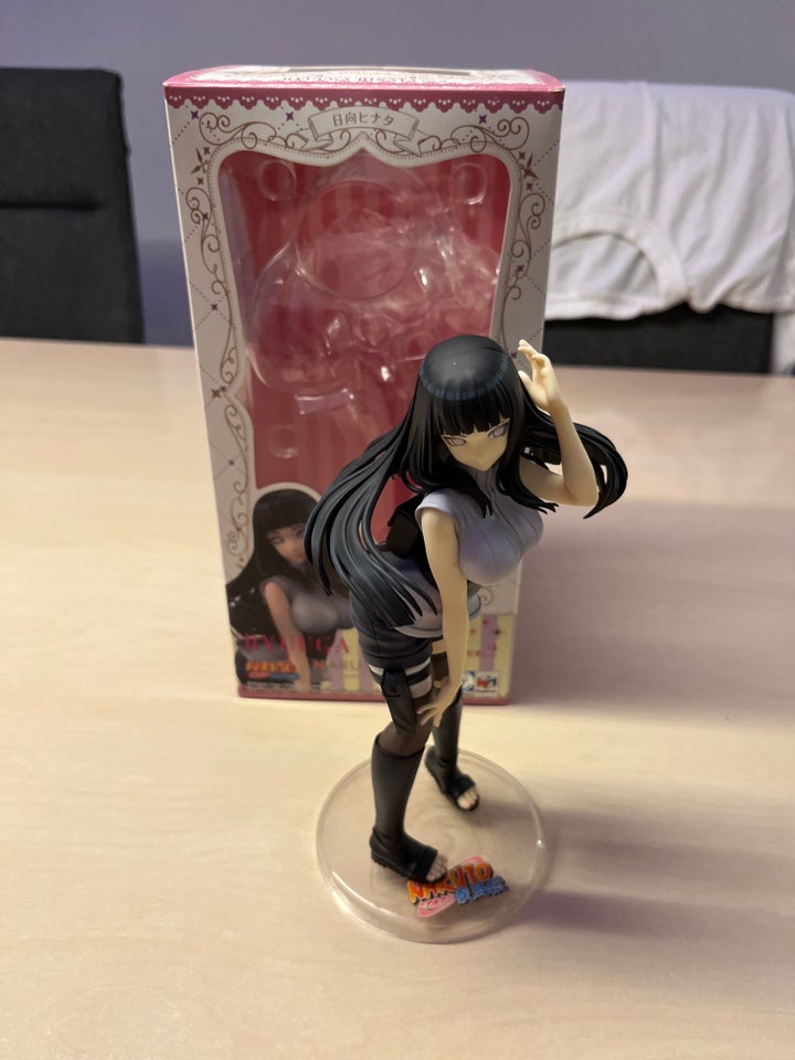 Samlefigurer, Hyuuga Hinata -