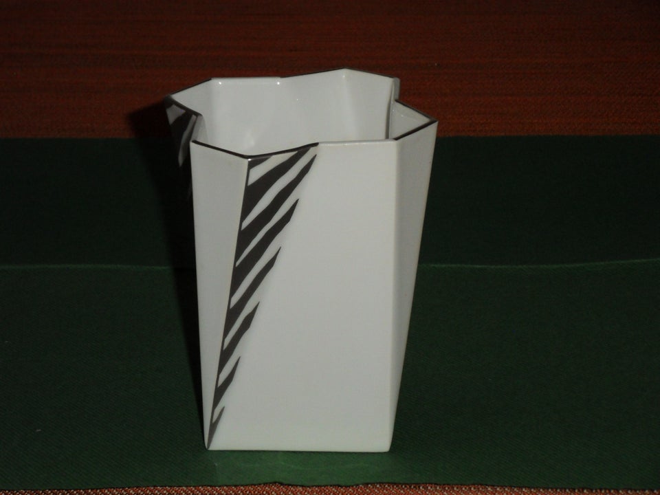 Andre samleobjekter Vase