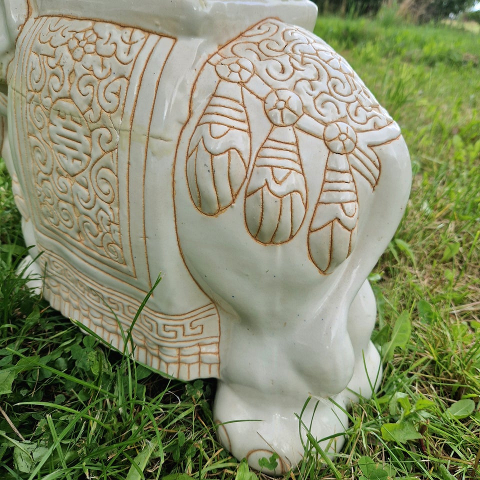 Porcelæns elefant