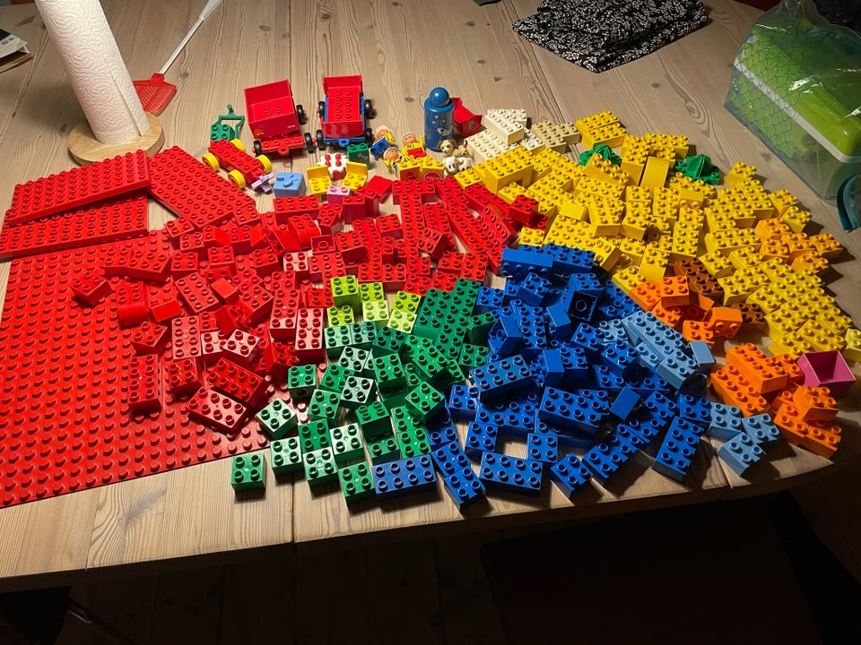 Lego Duplo, Div klodser