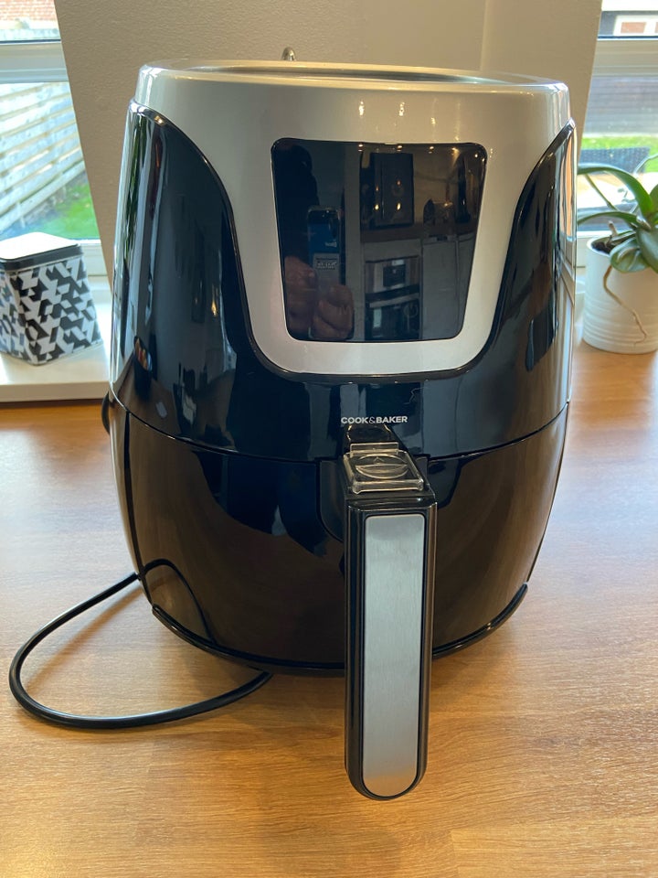 Airfryer, Cook  Baker