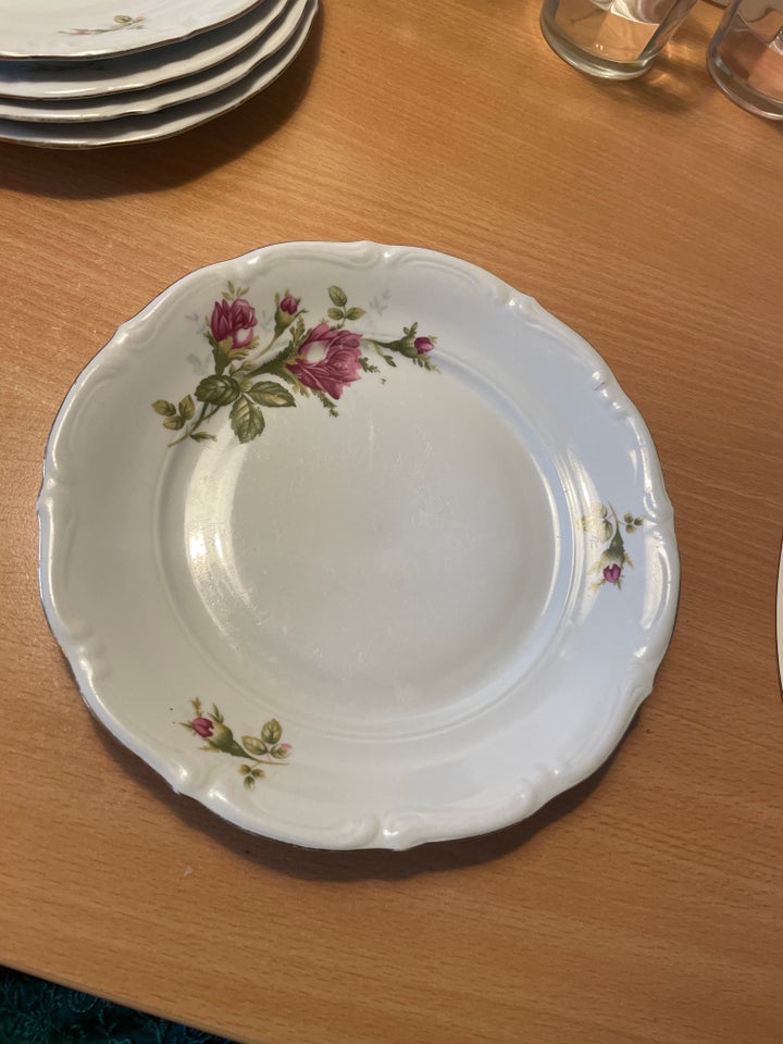 Porcelæn, Frokosttallerken