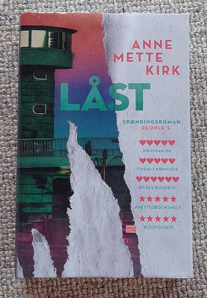 Låst, Anne Mette Kirk, genre: krimi