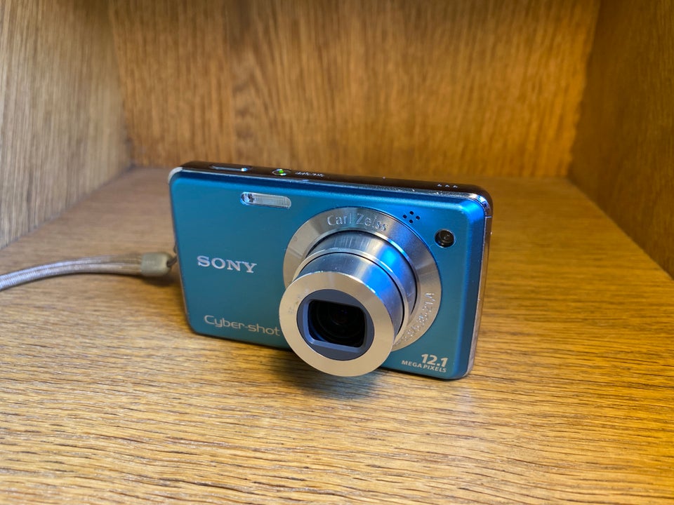 Sony, DSC-W220, 12.1 megapixels