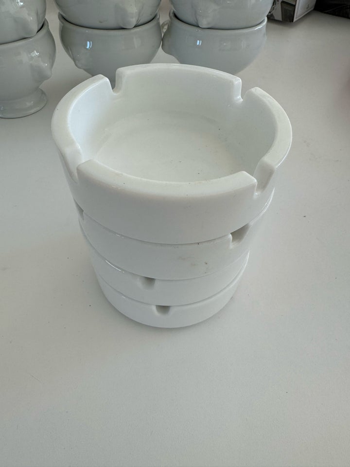 Porcelæn, Askebægre 4 stk.