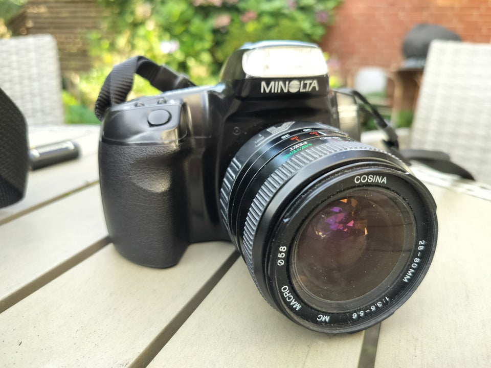 Minolta Dynax 300si