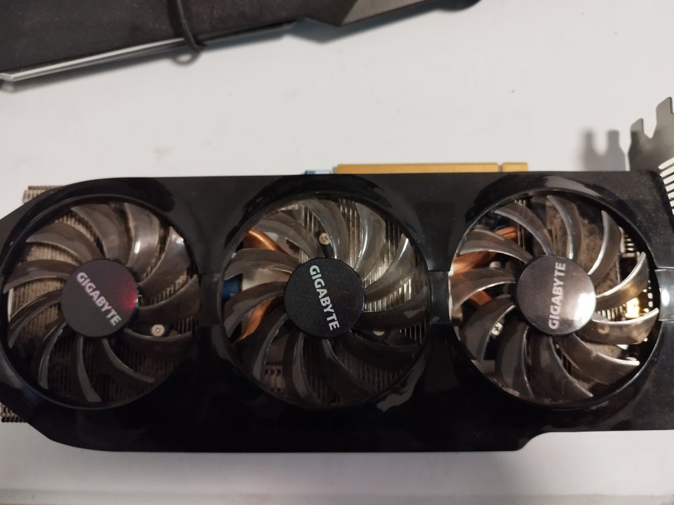 HD 7870 Gigabyte, 2 GB RAM, Rimelig