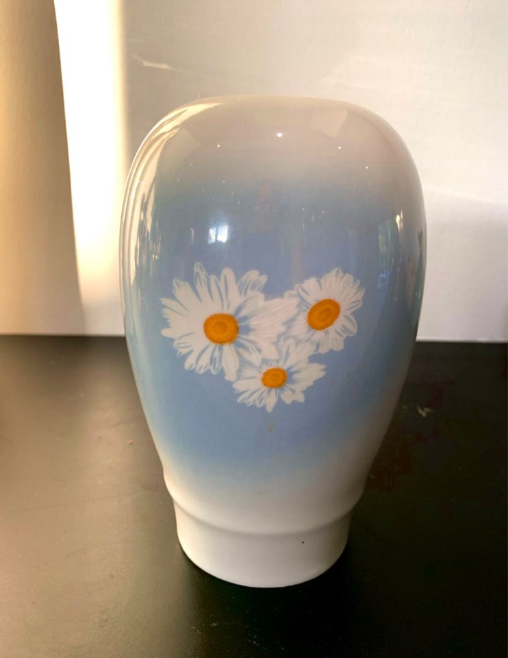 Vase Maguente