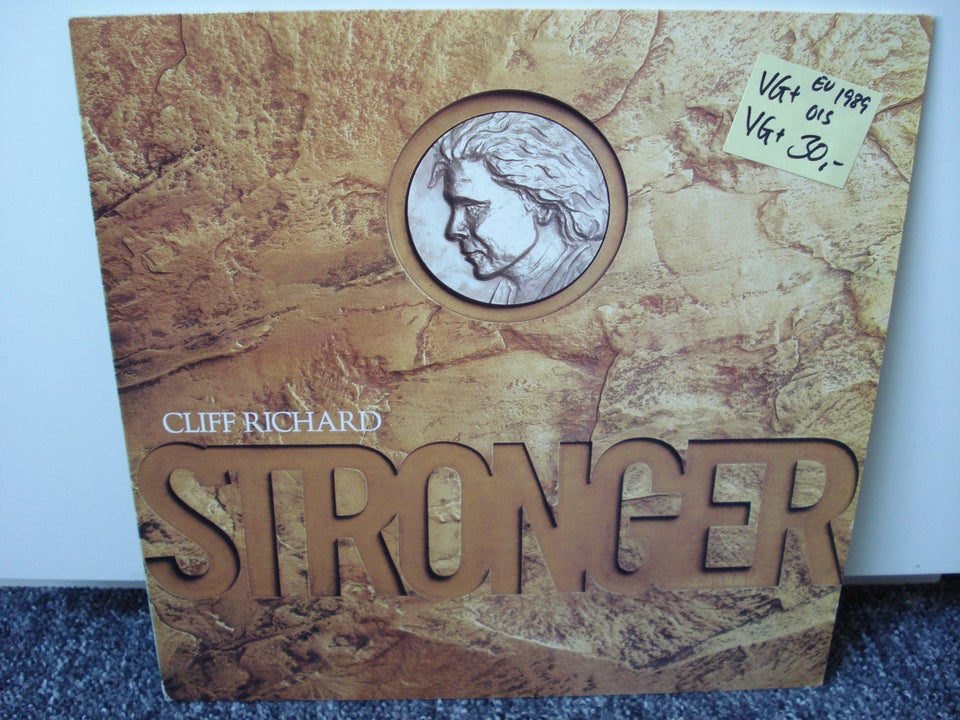 LP, Cliff Richard, Stronger