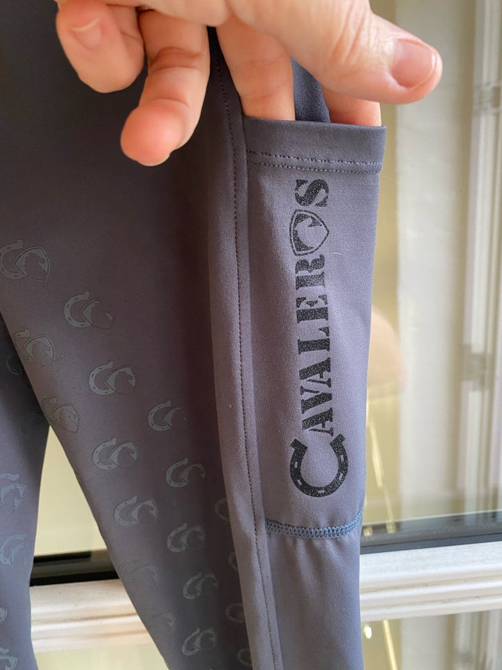 Ridebukser, Cavaleros tights