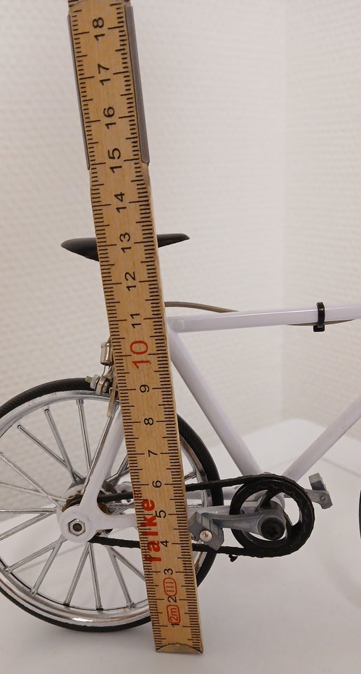 Andet, Modelcykel