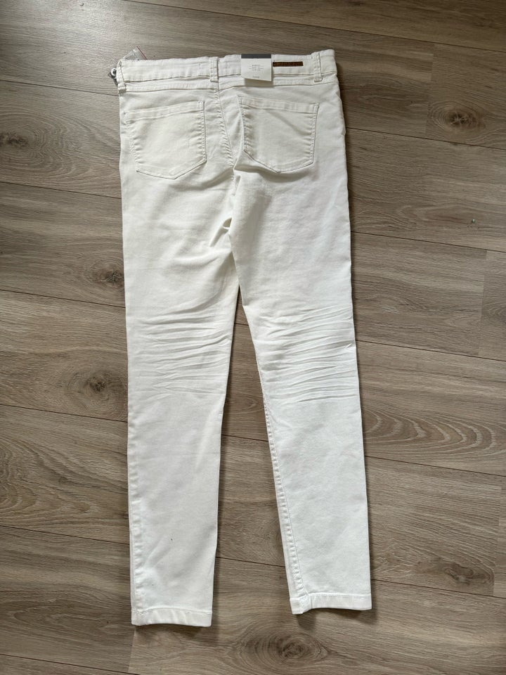 Jeans, B.Young, str. 38