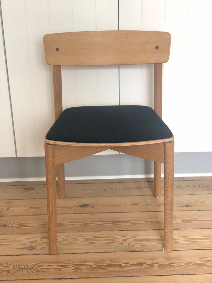 Anden arkitekt stol Cross Chair