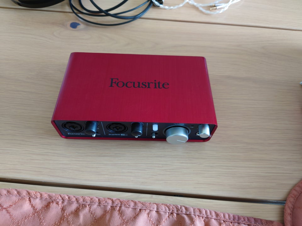 Lydkort, Focusrite Scarlett 2i2