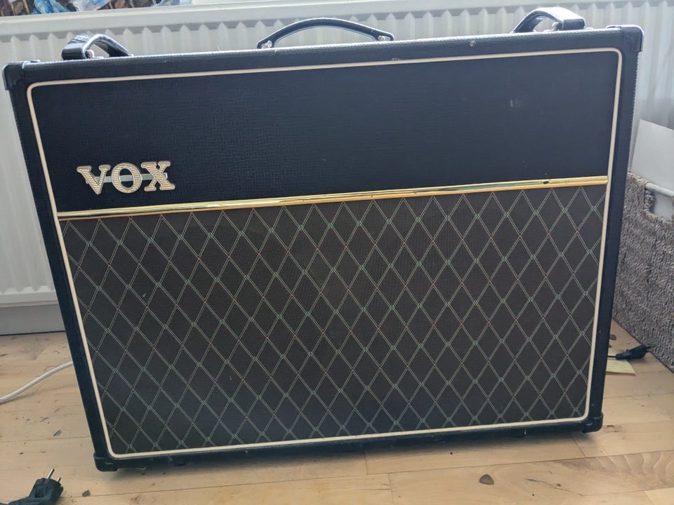 Guitarcombo, Vox AC30C2, 30 W