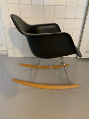 Gyngestol Charles Eames