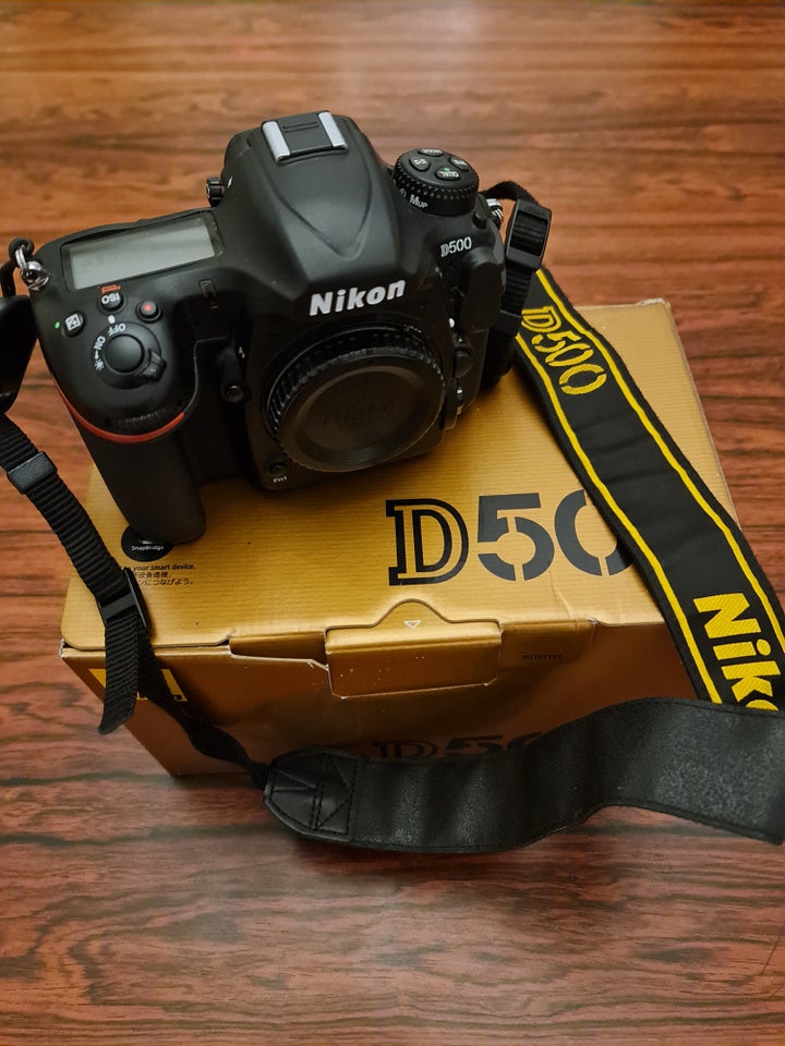 Nikon D500