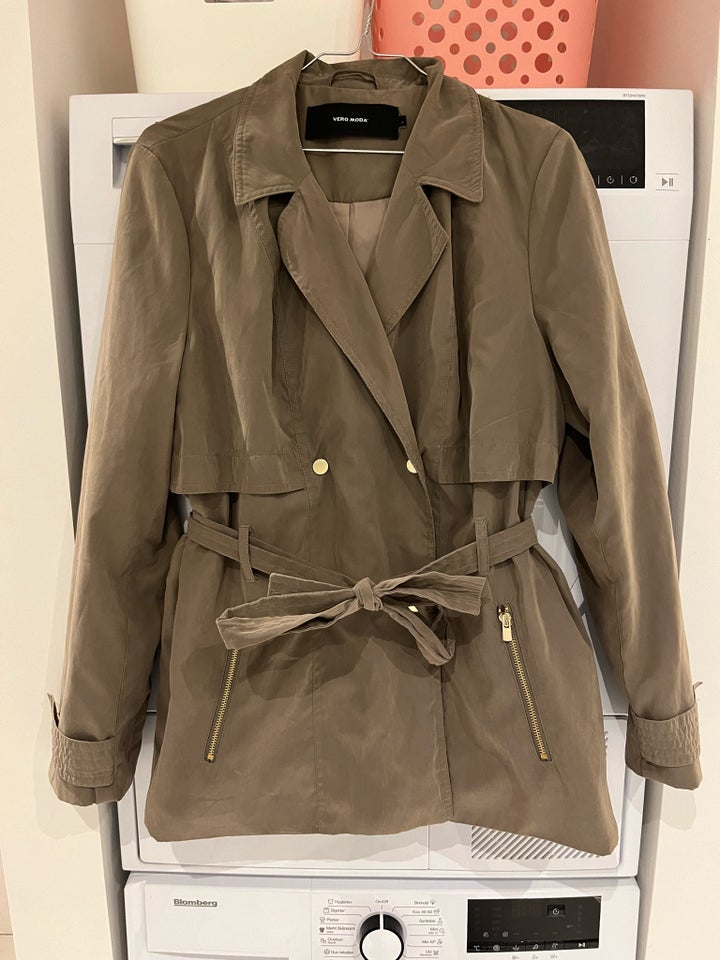 Trenchcoat, str. 40, Vero Moda