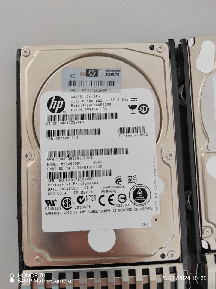 HP 300 GB God