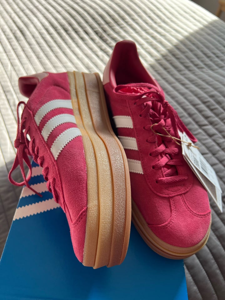 Sneakers, str. 40,5, Adidas