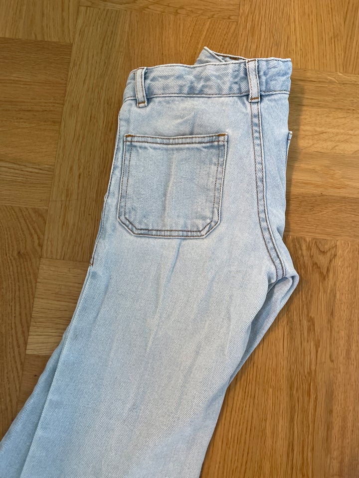 Jeans, Lyse jeans, Bon point