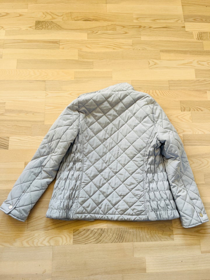 Jakke, str. 40, Per una stormwear