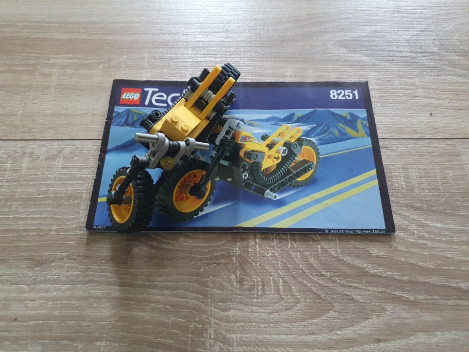 Lego Technic 8251