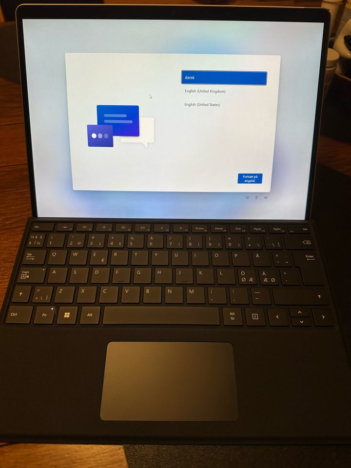 Microsoft Surface pro 8 26 GHz 16