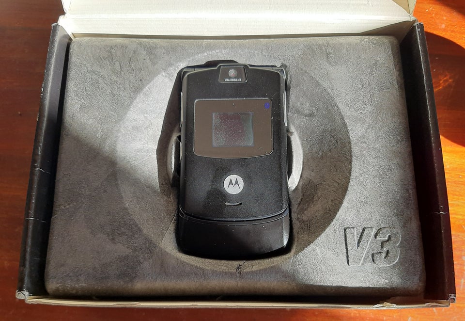 Motorola Razr V3, God