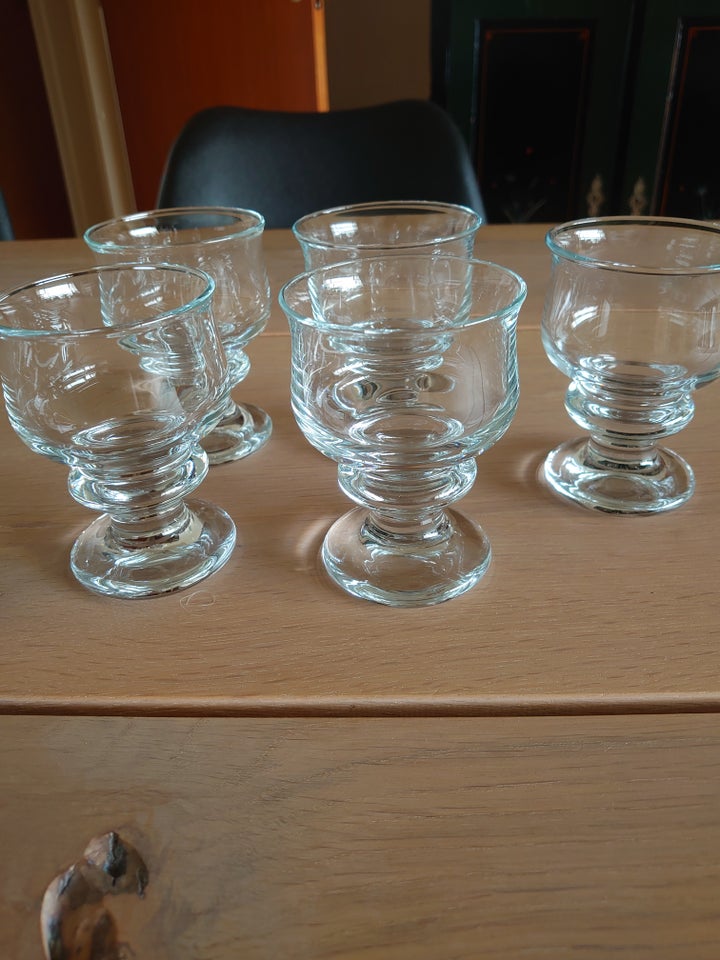 Glas 5 hvidvinsglas i Holmegaard