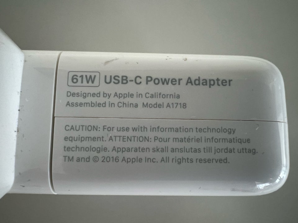 Adapter Apple God