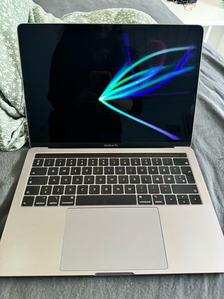 MacBook Pro, MacBook pro 2019, God