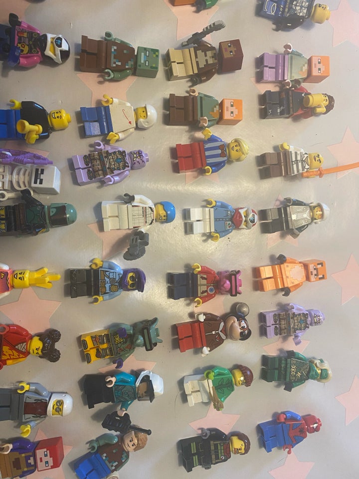 Lego Minifigures, Diverse