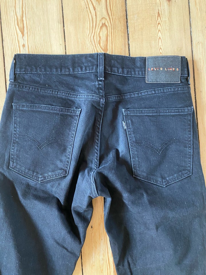 Jeans, Lewis, str. 30