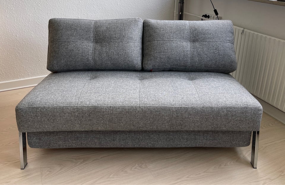 Sovesofa, Innovation Living, b: